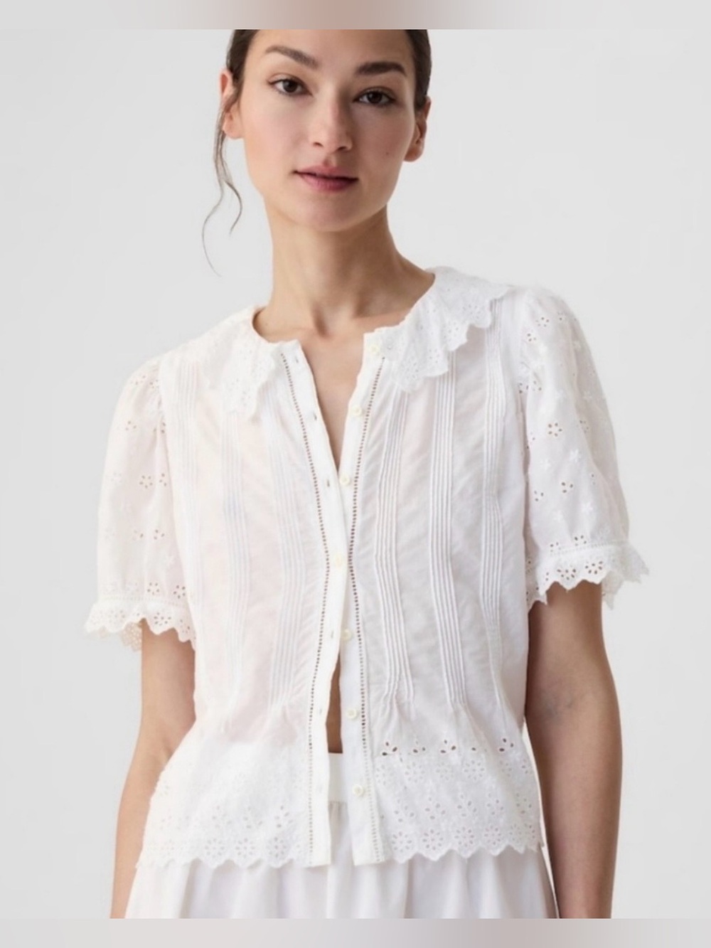 Gap × DÔEN Cropped Eyelet Shirt in New Off White
